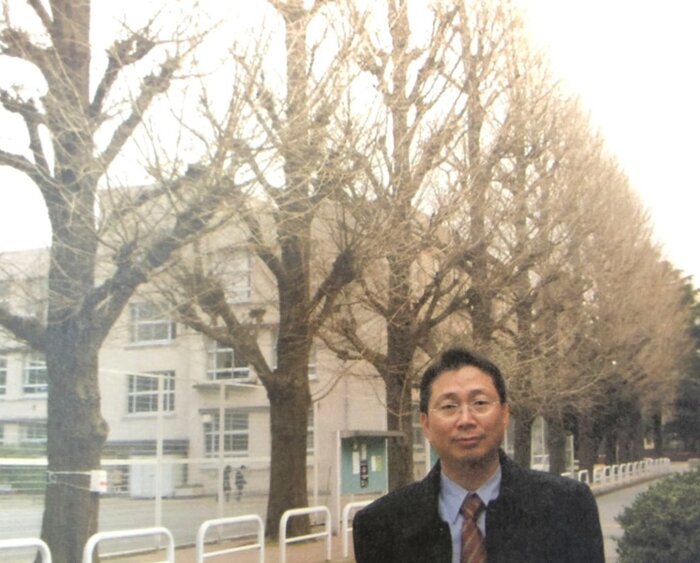 黃慶茂校友與「2004年全國教學卓越獎」得獎團隊，參觀日本御茶水女子大學。